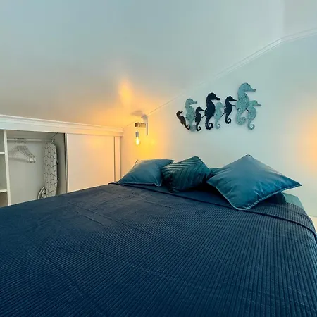 Almar - - Dos Pescadores Αλμπουφέιρα